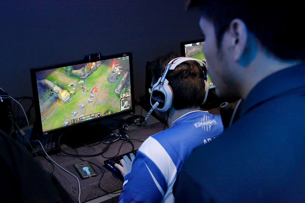 11172016esports01